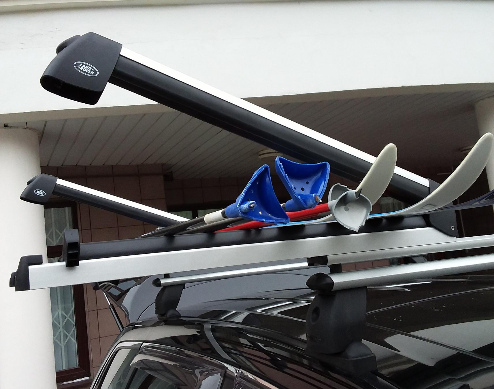 Можно ставить багажник. Багажник Inno sx100. Багажник для лыж на крышу Renault 7711420778. Багажник для лыж на Рендж Ровер спорт 2012 td v6. Багажник для лыж на Lexus GS 2014.